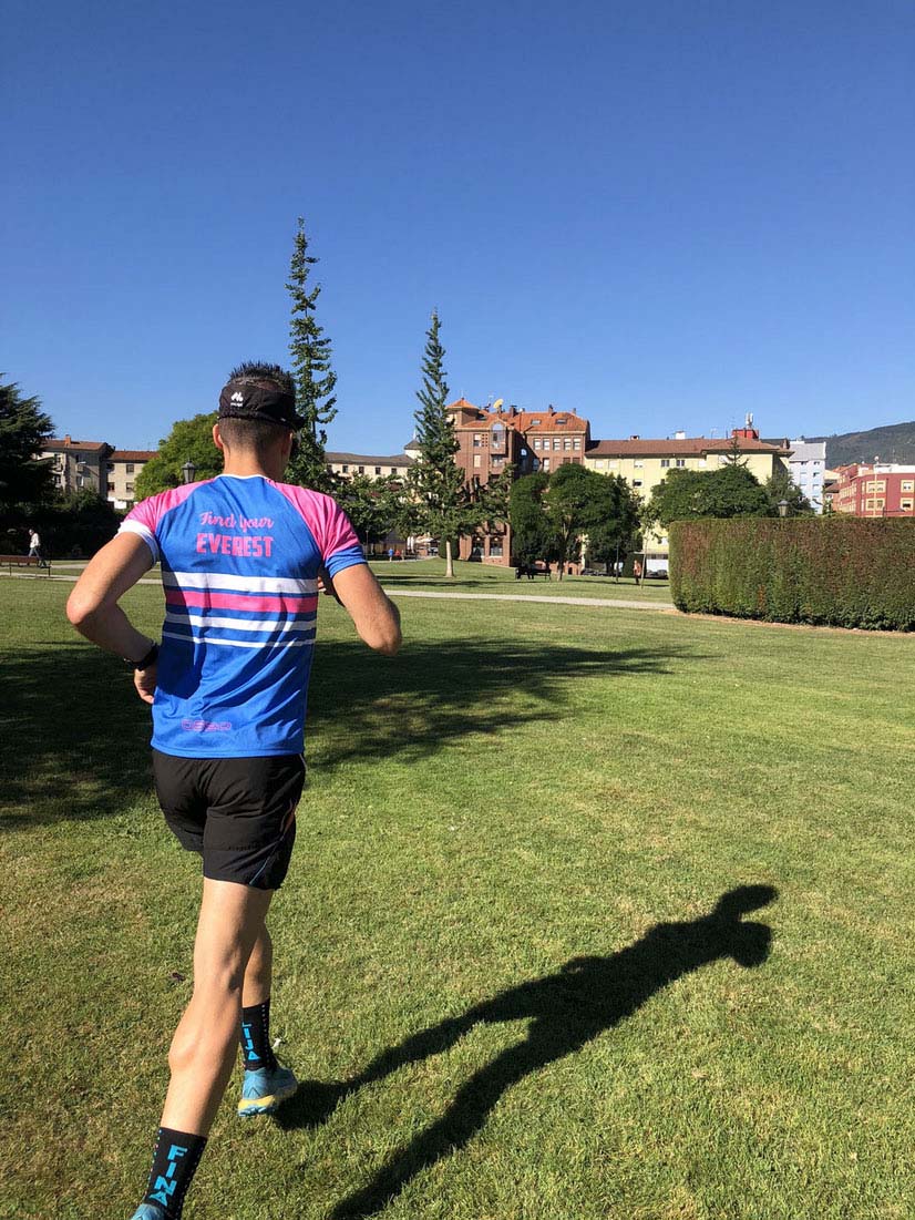 CAMISETA TÉCNICA FIND YOUR EVEREST - Blue - Image 8